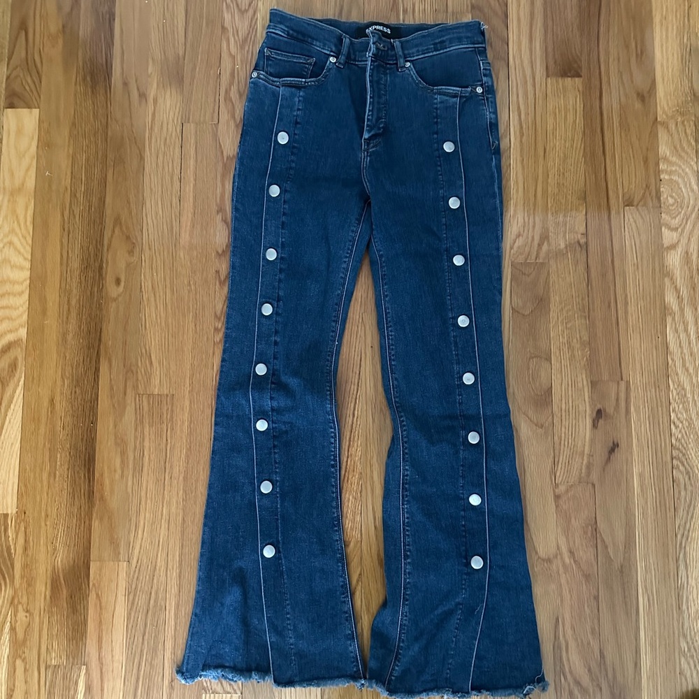 2 Short - Flare Jeans with Button Detailing